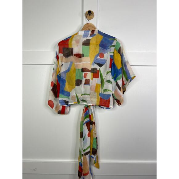 NEW Just Bee Queen Hana Front Tie Half Sleeve White Multicolor Print Cropped Top - Picture 6 of 7